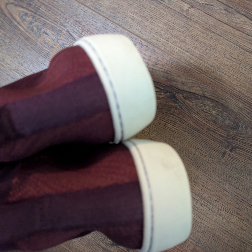 Rothy's Berry Lattice Chelsea Boot Sneakers Plum Slip-On Sneakers Size 9 - Picture 5 of 9
